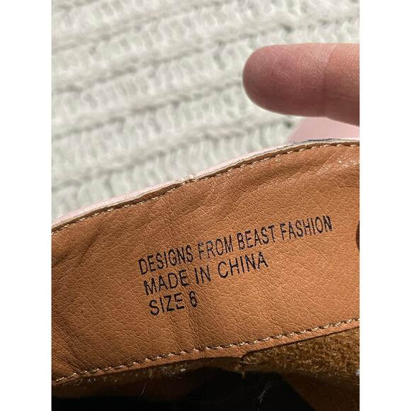 Beast Fashion Boots Lug Sole Slip On Mid-Calf Womens 6 Pink White Black Chunky - Picture 9 of 10